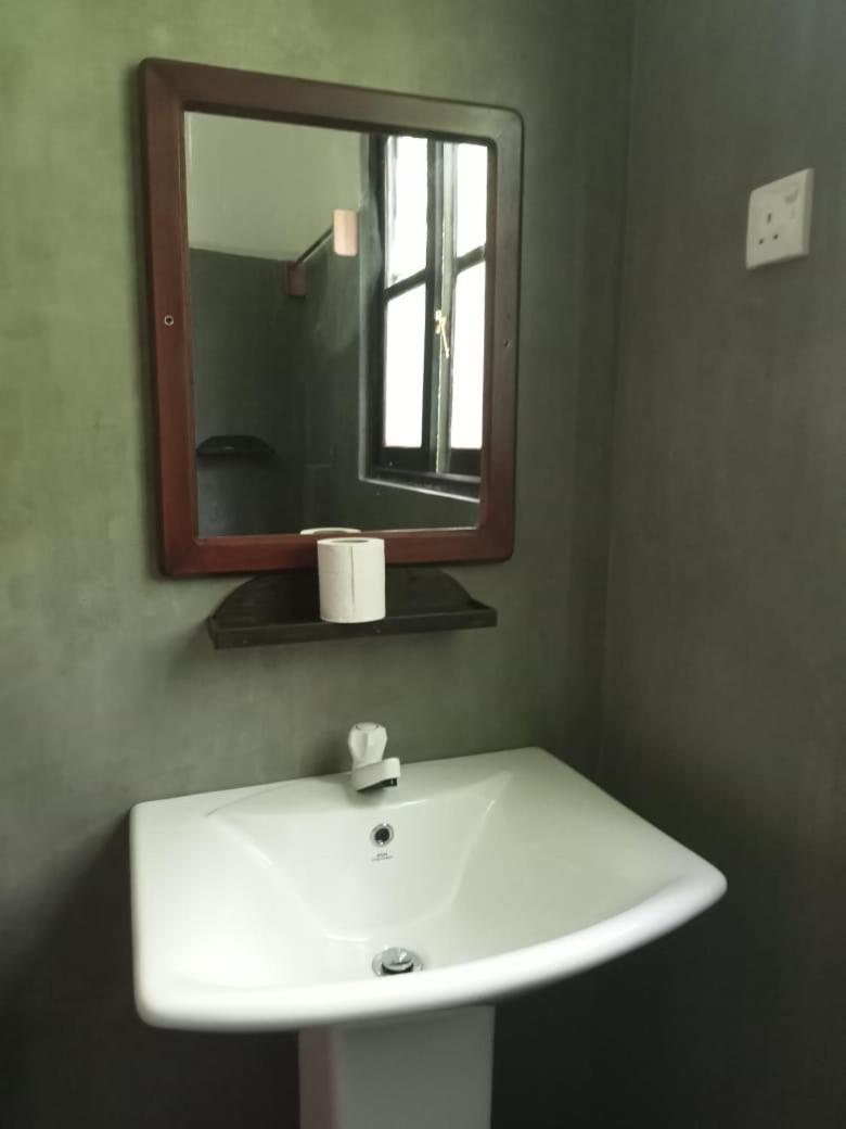 ディックウェラ Piumi Houseゲストハウス エクステリア 写真